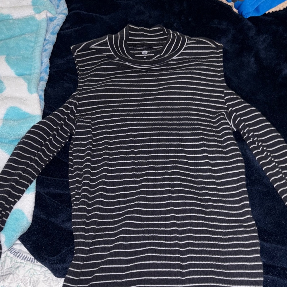 SO Black and White Striped Long Sleeve Top
